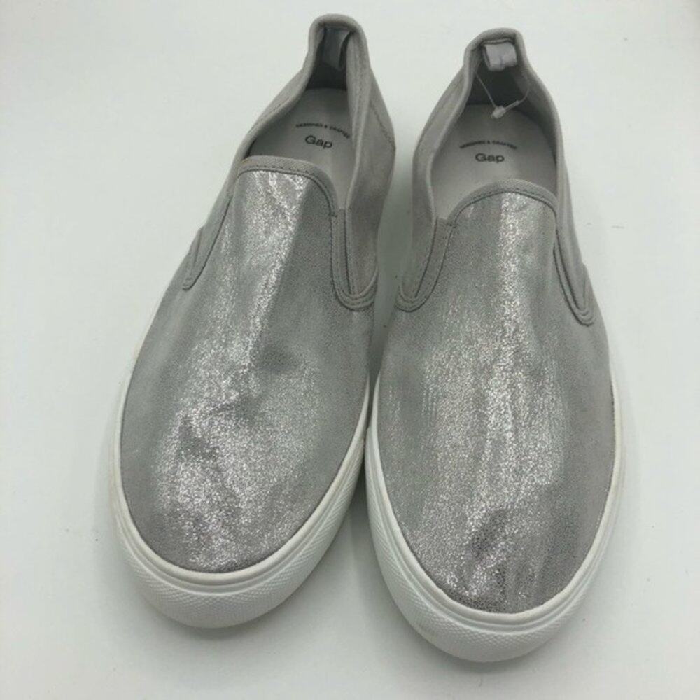 GAP Womens Slip On Silver Sneakers Size 8